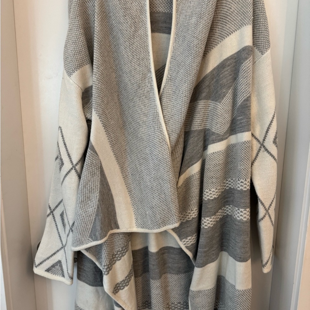 Gray and Cream Women's Sweater